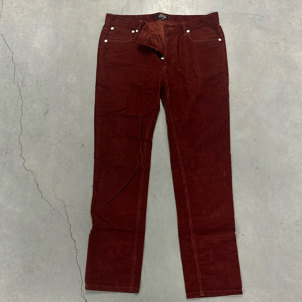 USED APC rusty red men’s corduroys size 28